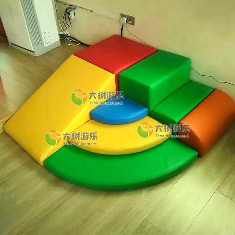 多功能攀爬组合1